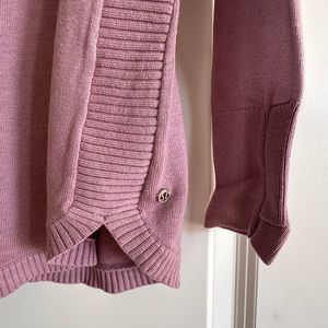 Lululemon size 8 lilac sweater